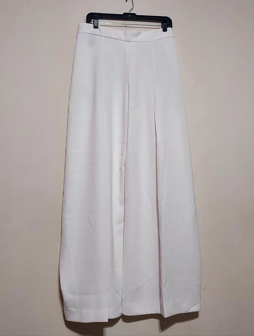 Zara elegant pleated